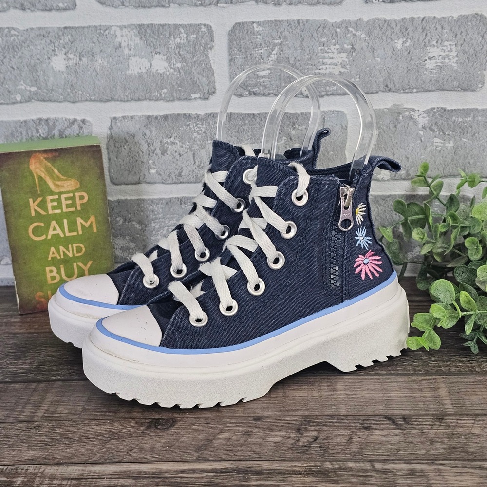 Converse Chuck Taylor Lugged 2.0 A06343C Floral Navy High Tops Youth Size 12